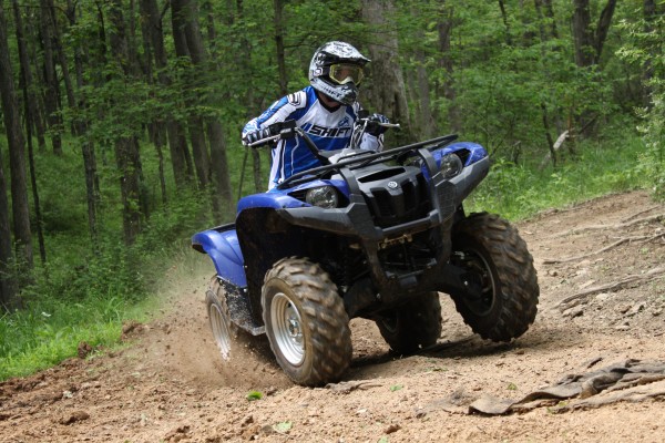 » 2011 Yamaha Grizzly 700 Test